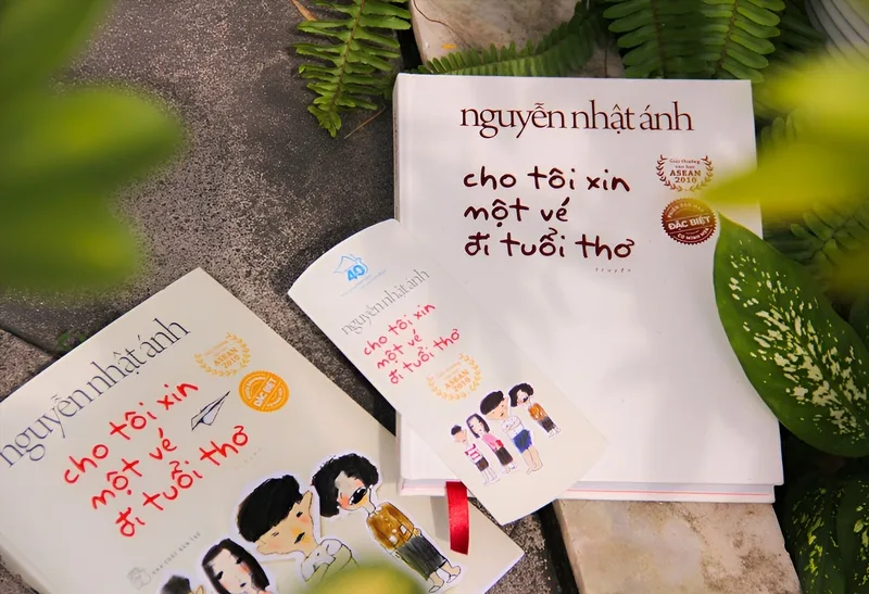 Cho Tôi Xin Một Vé Đi Tuổi Thơ đưa người đọc trở về thế giới hồn nhiên của cu Mùi, Hải cò, Tí sún và con Tủn.